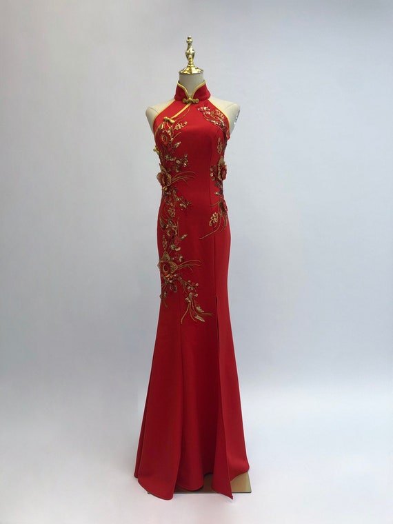 Modern Halter Top Cheongsam, Custom Chinese Wedding Dress, Red Qipao, Tea Ceremony Dress, Red Gold Floral Cheongsam, Open Back Qipao Dress Modern Halter Top Cheongsam, Custom Chinese Wedding Dress, Red Qipao, Tea Ceremony Dress, Red Gold Floral Cheongsam, Open Back Qipao Dress