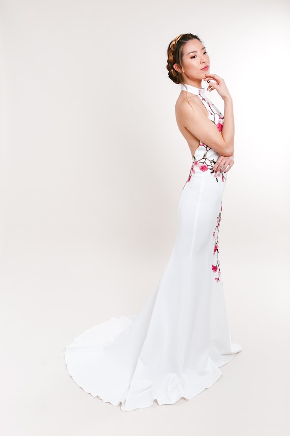 White Floral Cheongsam Dress, Halter Top Qipao, Chinese Wedding Dress,  Modern Mermaid Cheongsam, Custom Qipao, Chinese Tea Ceremony Dress - Etsy