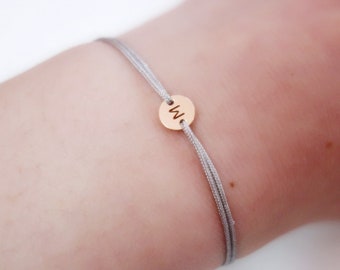 14K GOLD gefüllt benutzerdefinierte Anfang Armband Buchstabe Name rote Schnur des Schicksals Schutz Geburtstag Geschenk Freundschaft Glück Wunsch personalisierte Frauen Männer