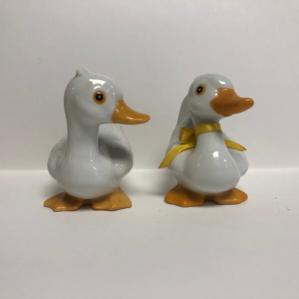 Ceramic Ducks, ducklings, water fowl, birds, animals