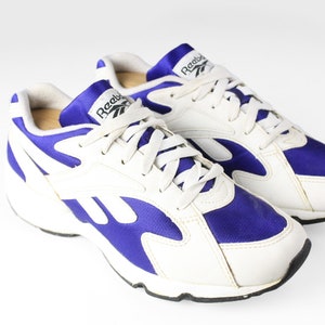 vintage REEBOK Sneakers Women&#39;s US 7.5 authentic athletic shoes rare retro sport 90&#39;s casual streetwear trainers classic white blue