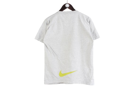 Vintage NIKE T-Shirt Crewneck Größe Damen M 90er Jahre tragen