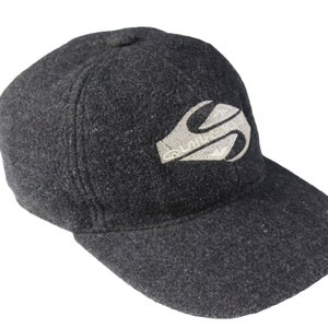 vintage QUIKSILVER Baseball Cap One Size Big logo authentic 90&#39;s retro black surfing style summer Hat visor Australian brand sportswear