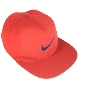 Vintage NIKE Kappe rot retro authentische Swoosh Logo Farbe Sommer Sonne Classic Fit großes Logo Baseball Kappe Sport Stil sportlich Kopfbedeckung