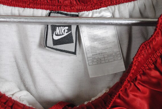 vintage NIKE logo track shorts red SIZE L retro s… - image 5