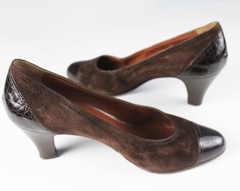 Vintage CELINE Paris Shoes Women's EUR 38 Pump in Authentic Brown