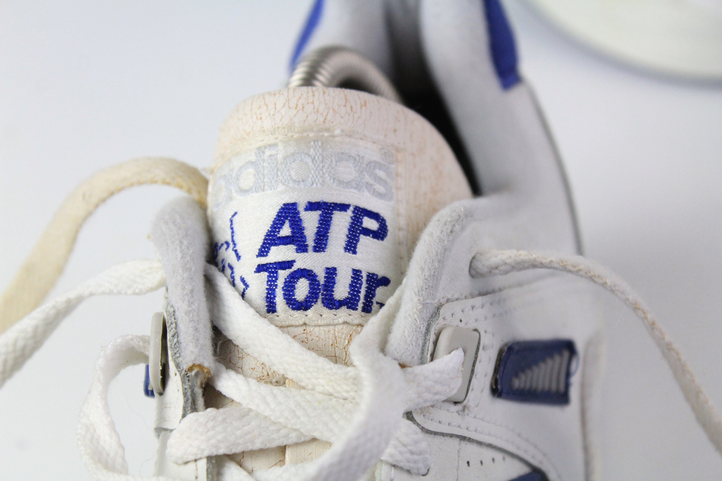 Vintage ADIDAS ATP Tour 1994 Tennis Authentic Sneakers Size Vintage ADIDAS ATP Tour 1994 Tennis Authentic Sneakers Size