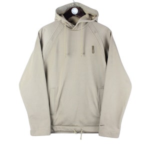 Vintage NIKE Hoodie Storlek S Herr Autentisk Basic Sport Beige Tröja med Liten Logotyp Oversize Passform Retro Streetwear 00-90-tals Hoodie bild 1