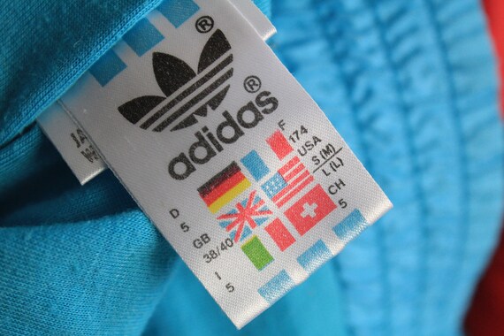 una adidas apparel
