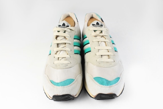 Vintage Adidas Original 80's Sneakers, 8,5 US / 42 EU / 8 UK