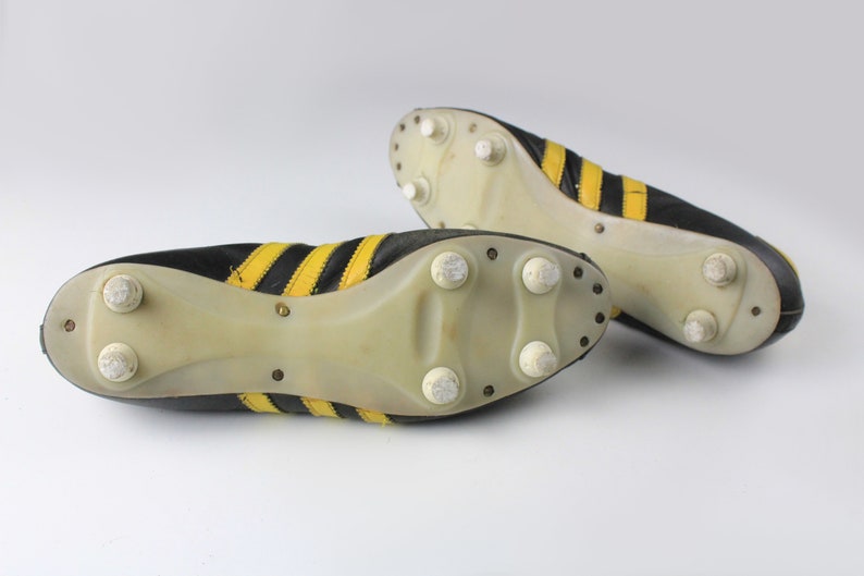 adidas beckenbauer football boots 1970s