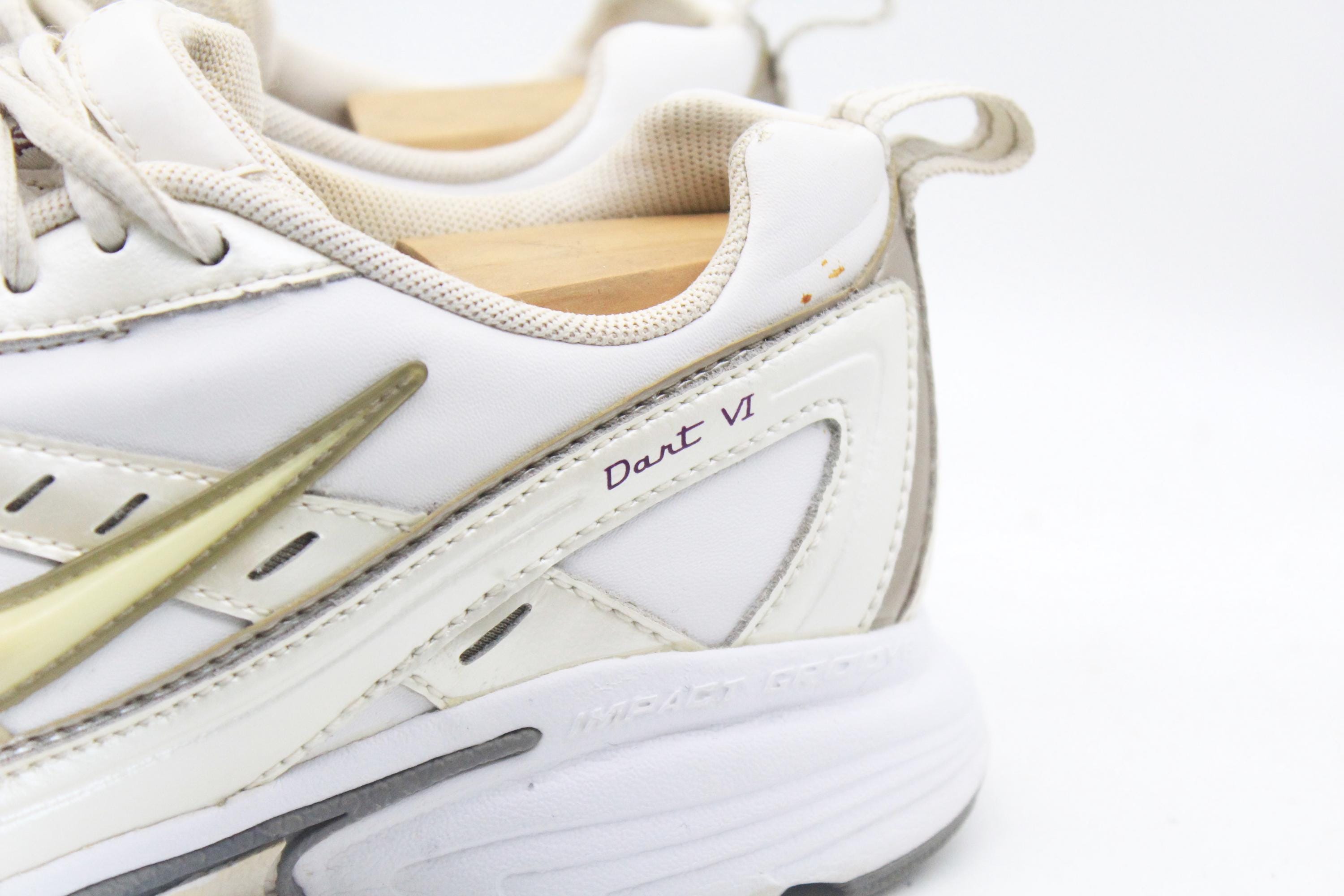 nike dart v1 trainers