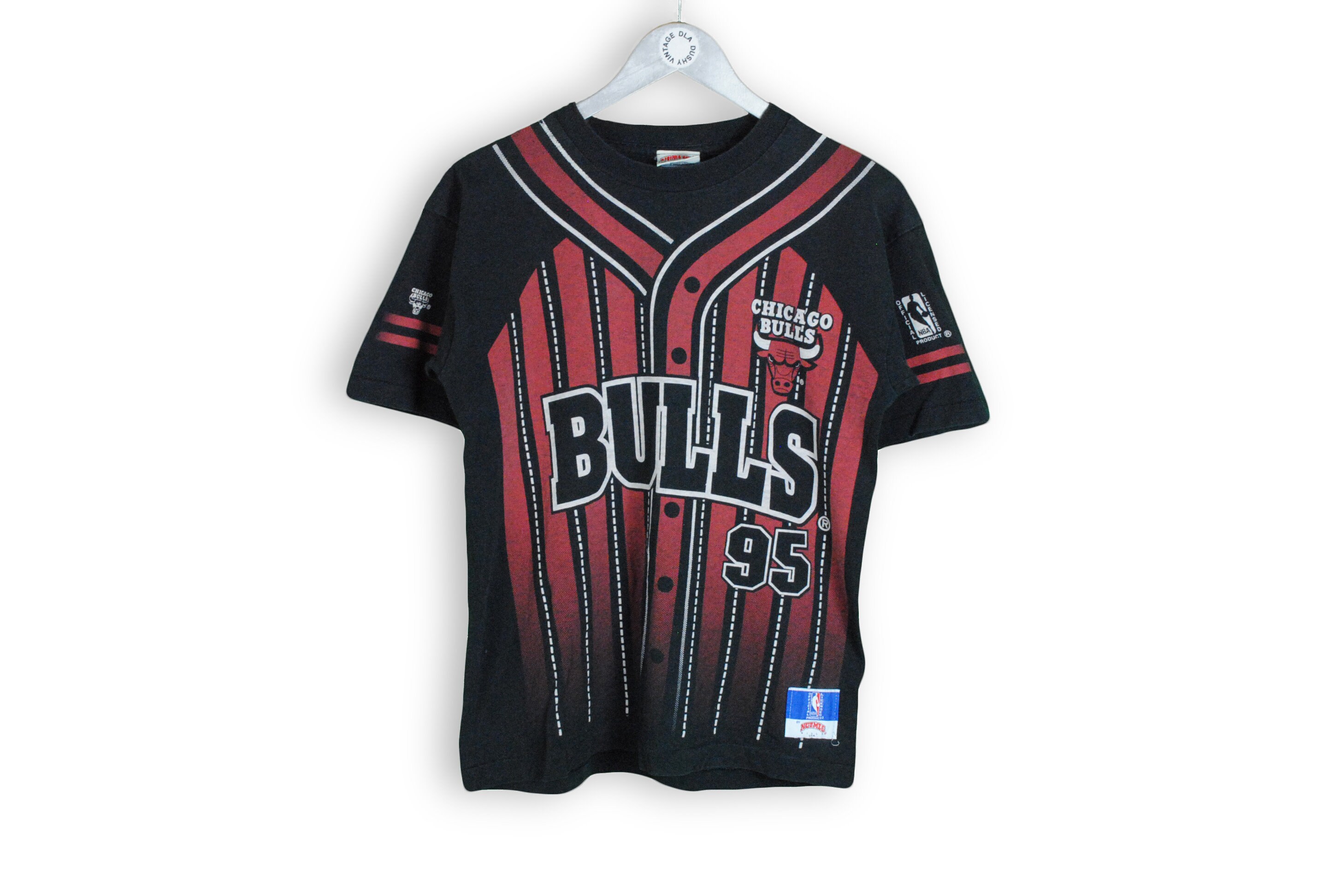 Chicago Bulls Vintage Nutmeg NBA Licensed Black T-Shirt Size