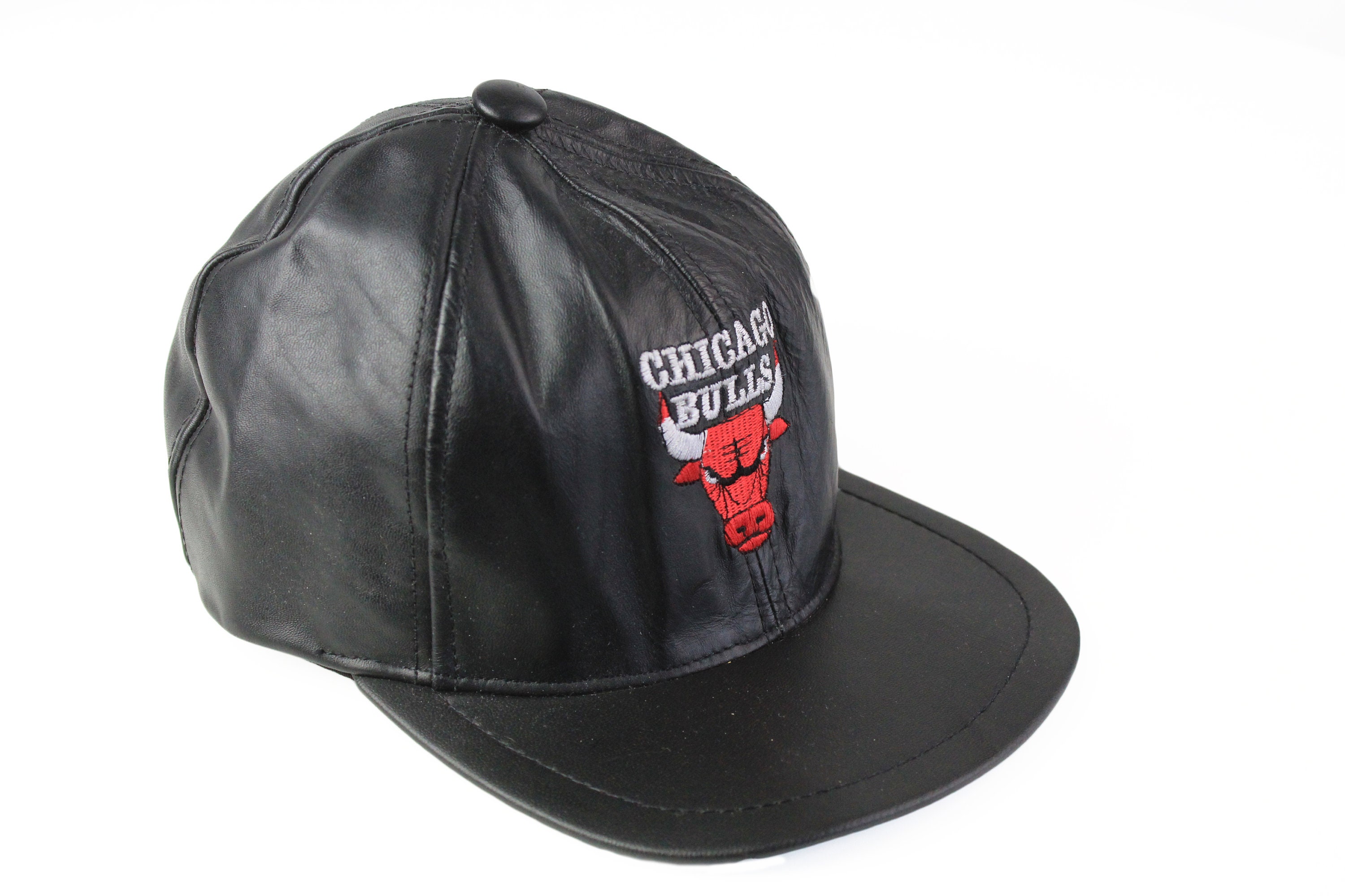 VINTAGE CHICAGO BULL CAP LEATHER