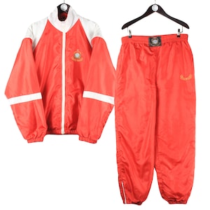 vintage Emporio Armani trainingspak maat L retro sportkleding jaren 90 Italië atletisch pak rood klein logo trainingsjack sportbroek