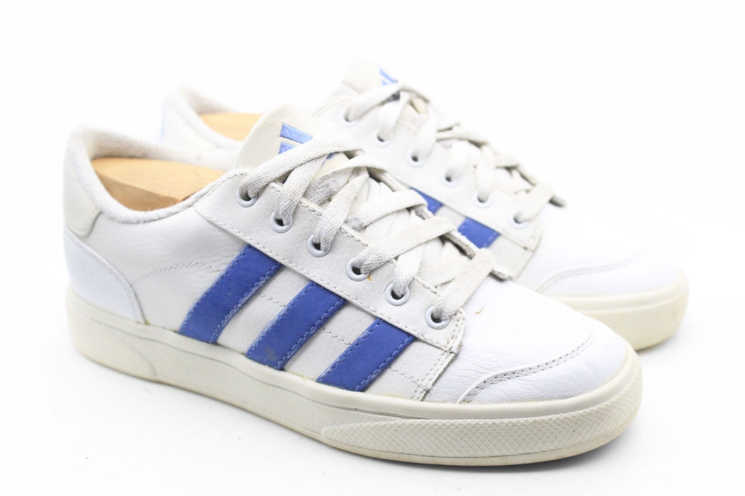 Vintage ADIDAS Sneakers Authentic Retro Athletic Shoes 90s Sport — free download