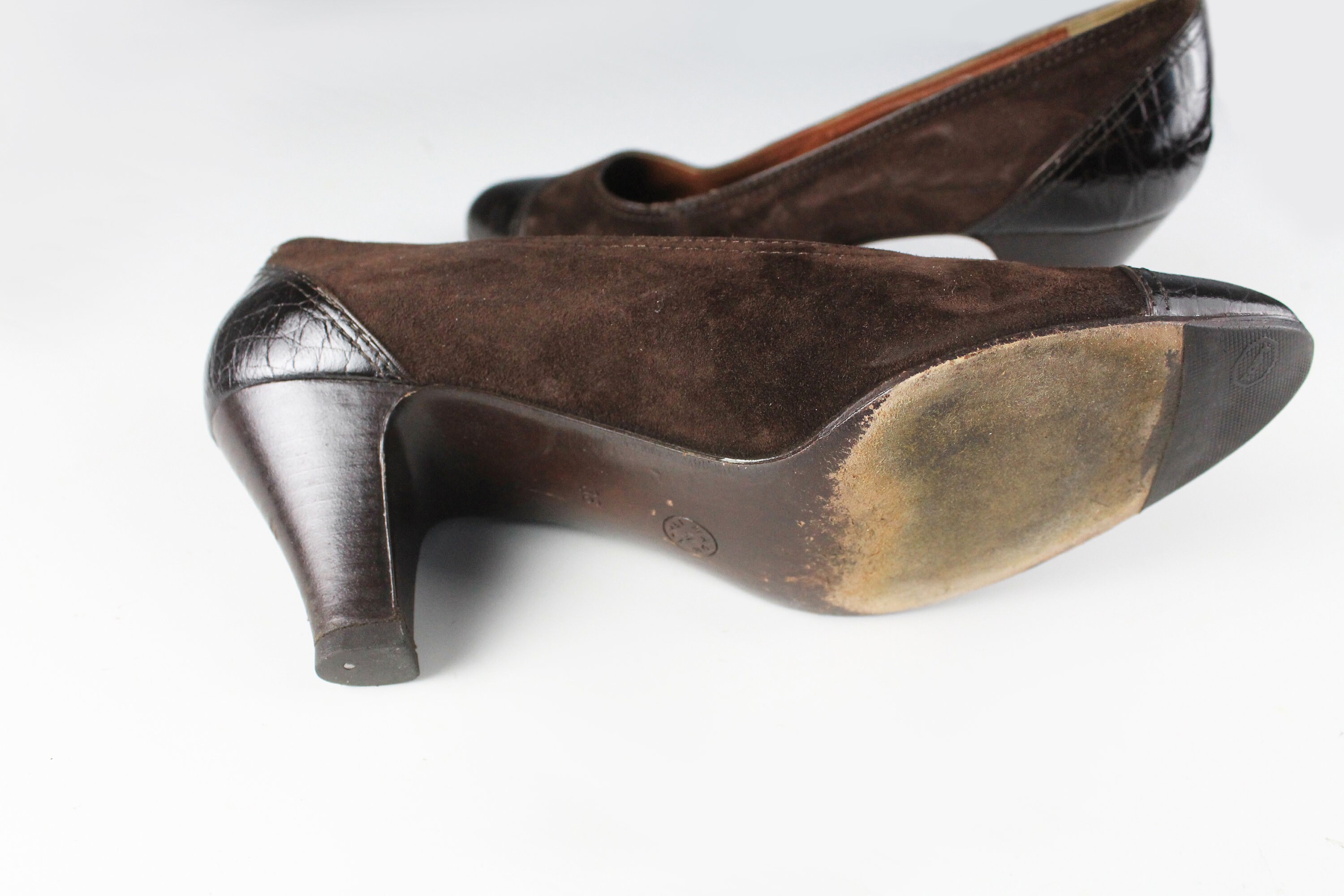 靴 Vintage celine shoes Vintage CELINE Paris Shoes Women's EUR 38 Pump in Authentic Brown