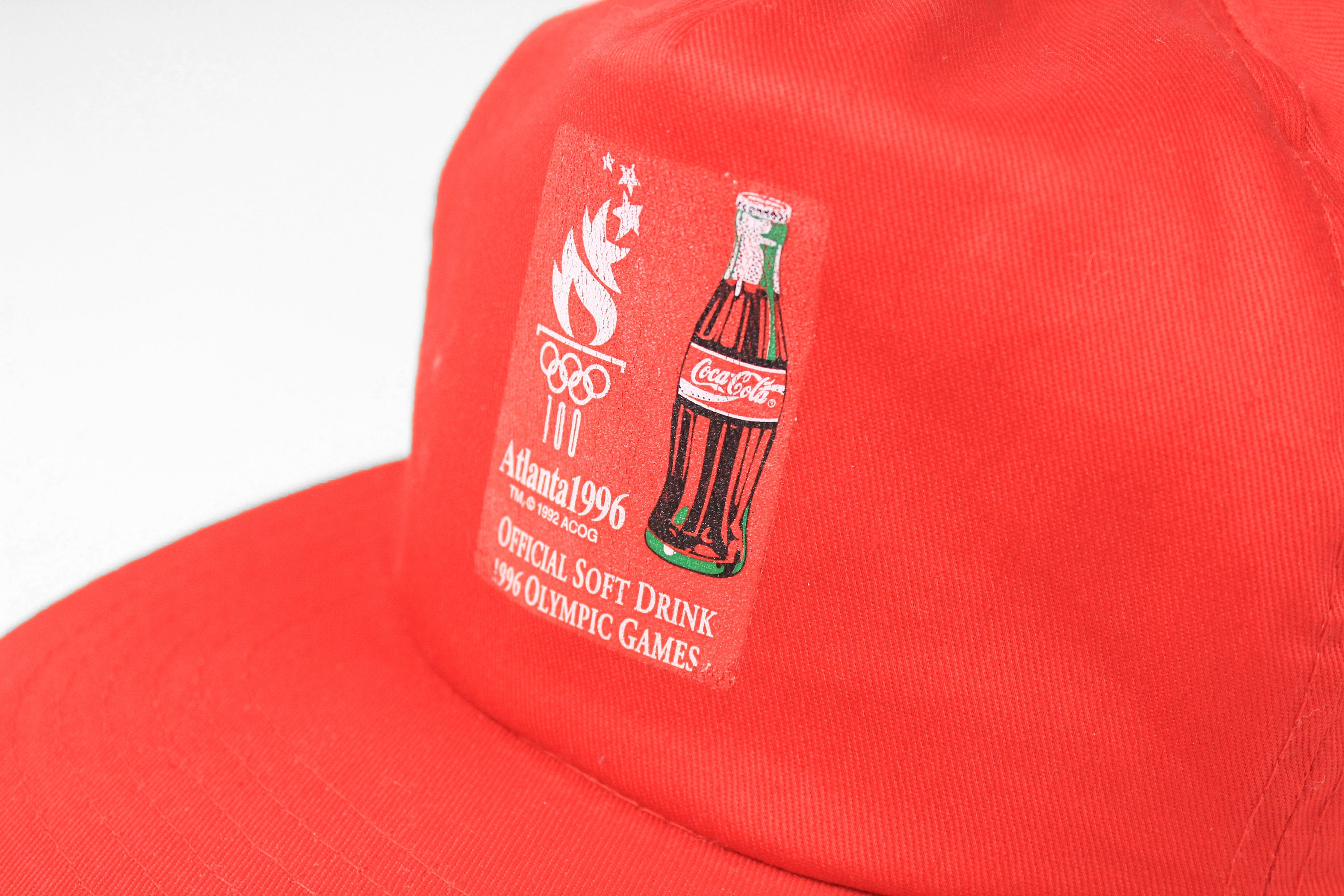 Casquette Visière Atlanta 1996 - Tissu éponge Blanc - Vintage USA Neuve Avec étiquette