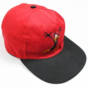 Gorra vintage LOONEY TUNES Pato Duffy auténtica, rara, retro, años 90, gran logotipo, unisex, gorra Warner Bros Sport, colección de dibujos animados, mascotas, color rojo