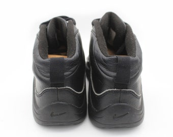 Vintage Nike Sneakers Authentic Athletic Size Women s US 6.5 Retro Sport Style Streetwear Trainers 90 s Swoosh Rave Techno Shoes Black