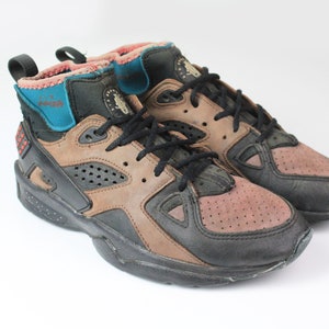 vintage NIKE Air ACG Mowabb Huarache Sneakers authentic athletic shoes brown US 8.5, eur 42 rare retro trail walk hike 90s style streetwear