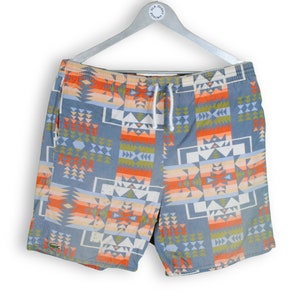 Pantaloncini da bagno vintage LACOSTE taglia L, modello astratto retrò corto, autentico, anni &#39;90, &#39;80, stile classico, elastico, unico, abbigliamento da spiaggia.