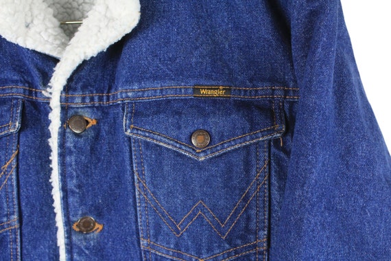 vintage WRANGLER denim sherpa jacket Size M men's… - image 4
