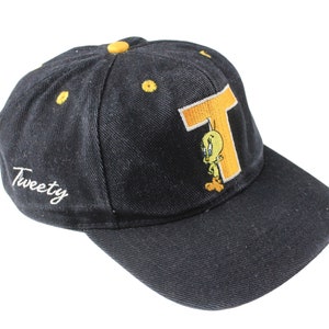 Gorra vintage TWEETY Hollywood en Alemania auténtica, rara, retro, años 90, gran logotipo, unisex, colección de mascotas de estilo de dibujos animados de Warner Bros, color negro