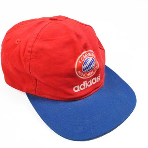 vintage BAYERN MUNCHEN ADIDAS Cap großes Logo rot blau Mütze one size retro Fußball Deutschland 90er 80er Sommer Sonne Schirm rare Deadstock