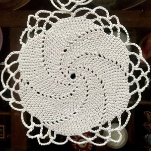 17 Zierdeckchen Vintage Deckchen Dekoration Handarbeit Deckchen Häkel Deckchen Häkelarbeit doilies Untersetzer zdjęcie 3