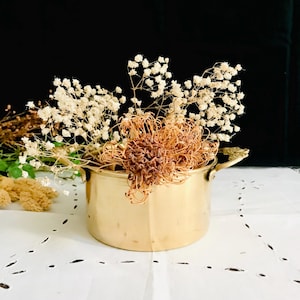 Vintage brass bowl/brass flower planter/brass decorative bowl