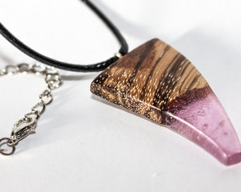 044 Resin jewelry, resin necklace, resin pendant, wooden necklace, wood jewelry, wood pendant