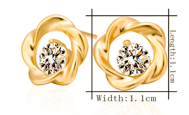 Earrings with crystals