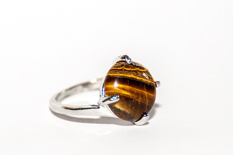Ring with tiger eye image 1
