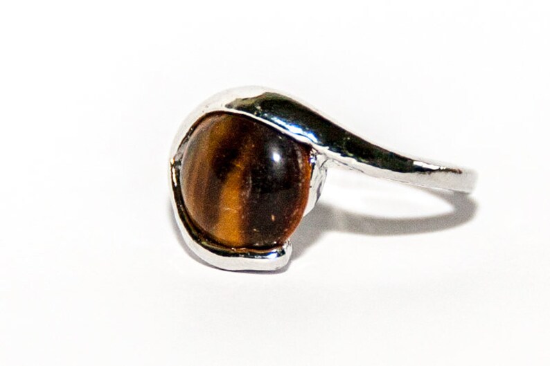 Anello con occhio di tigre immagine 2