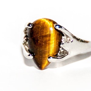 Anillo con ojo de tigre imagen 1