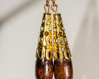 Earrings with wood