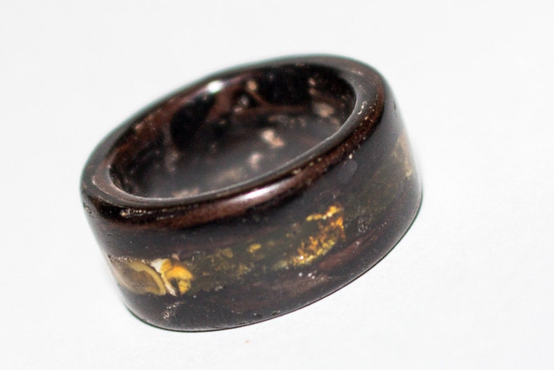 Bentwood ring from macassar ebony with inlay image 2