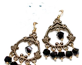 Earrings with Swarovski crystals and gold hooks