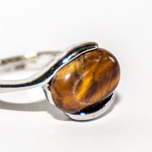 Ring with tiger eye image 2