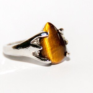 Ring with tiger eye image 2