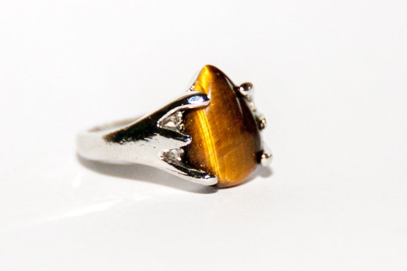 Ring with tiger eye image 2