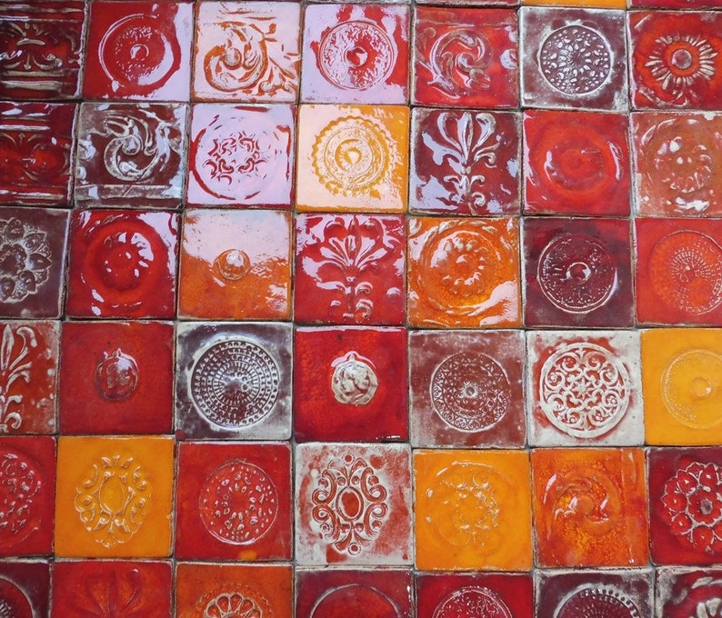 Tiles red baroque image 5