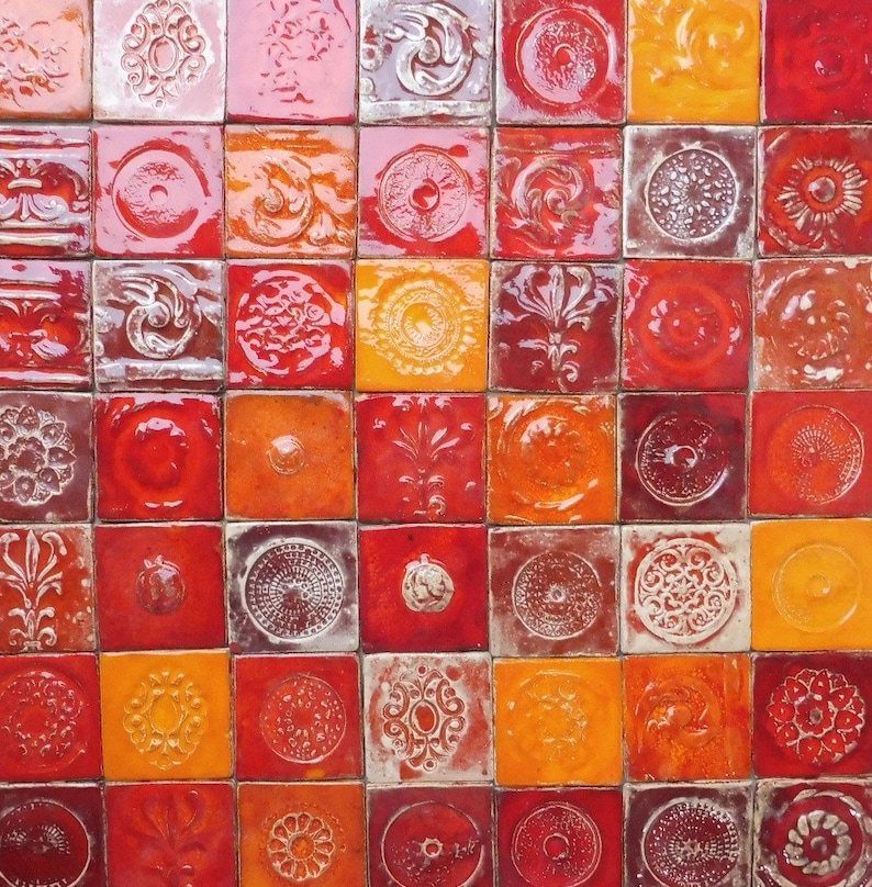 Tiles red baroque image 1