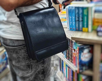 Leather Bag for Men's/ Handmade crossbody bag/ Vertical Shoulder Bag/ Messenger Bag/ ipad leather purse, Handmade in Greece,