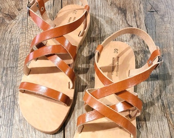 Sandalias de piel, sandalias planas hechas a mano, chanclas y sandalias de tiras cómodas.