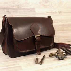 Sac messager en cuir fait main, sac bandoulière ou sac à bandoulière courrier, cartable fait main en Grèce