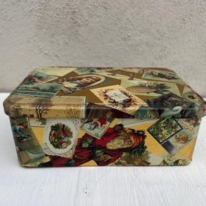 Vintage Tin / Christmas Tin / Decorative Tin / Holiday Tin / Vintage Christmas / Vintage Metal Tin / Vintage Tin Box / Massilly Tin