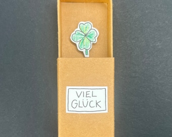 Viel Glück Streichholzschachtel mit Kleeblatt als Glücksbringer