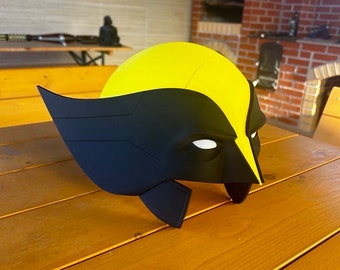Wolverine mask 3dprinted with magnets .